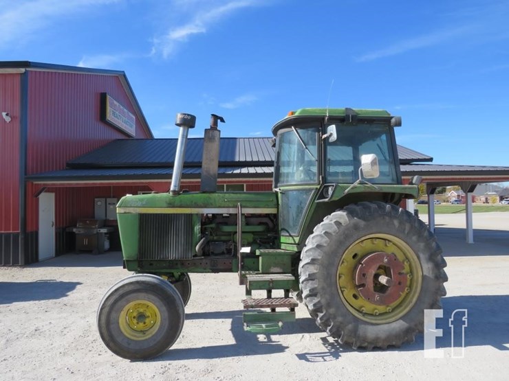 john-deere-4430-image-2