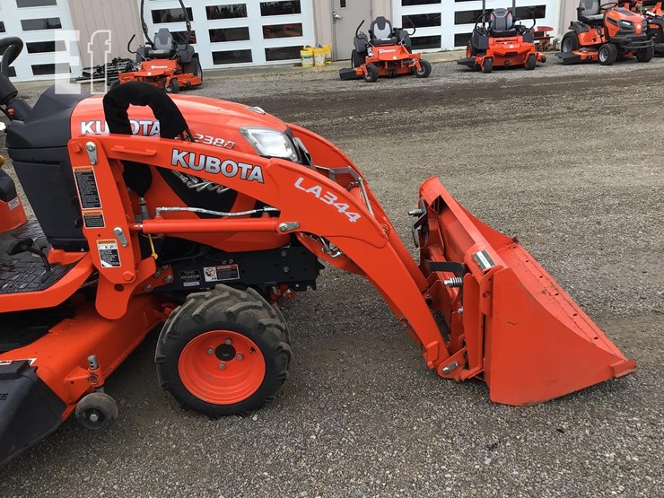 2018-kubota-bx2380-image-12