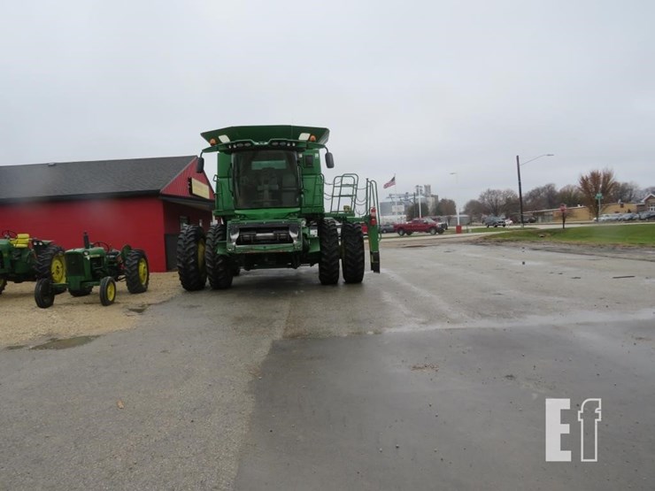 john-deere-s670-image-1