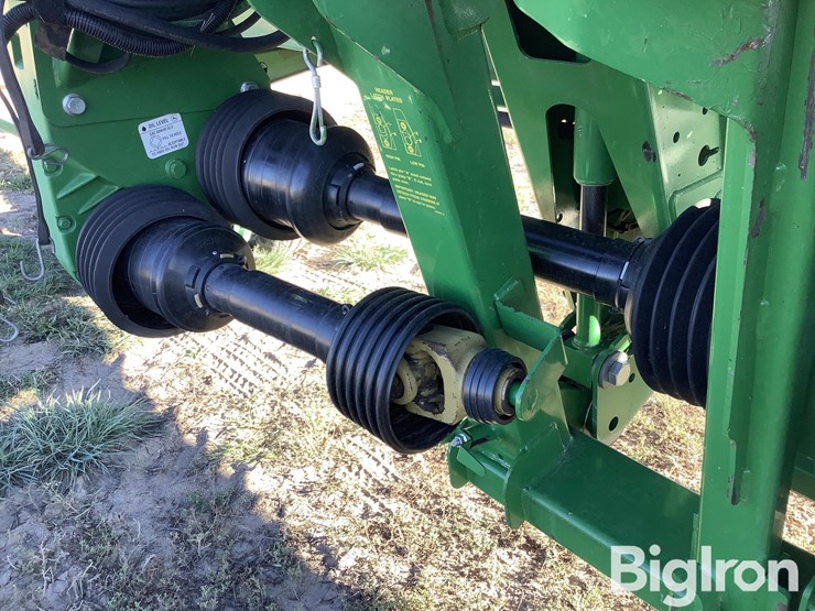 2017-john-deere-635d-image-11