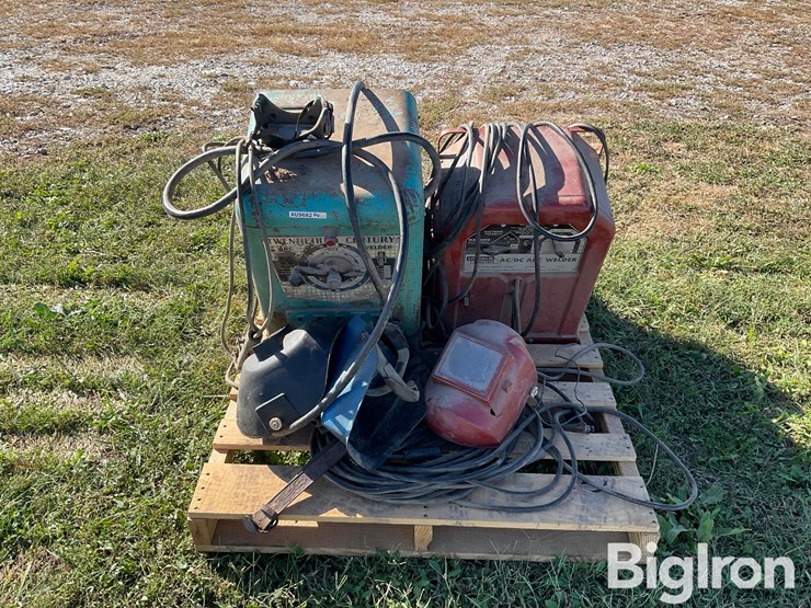 lincoln-/20thcentury-ac/dc-stick-welders-image-2
