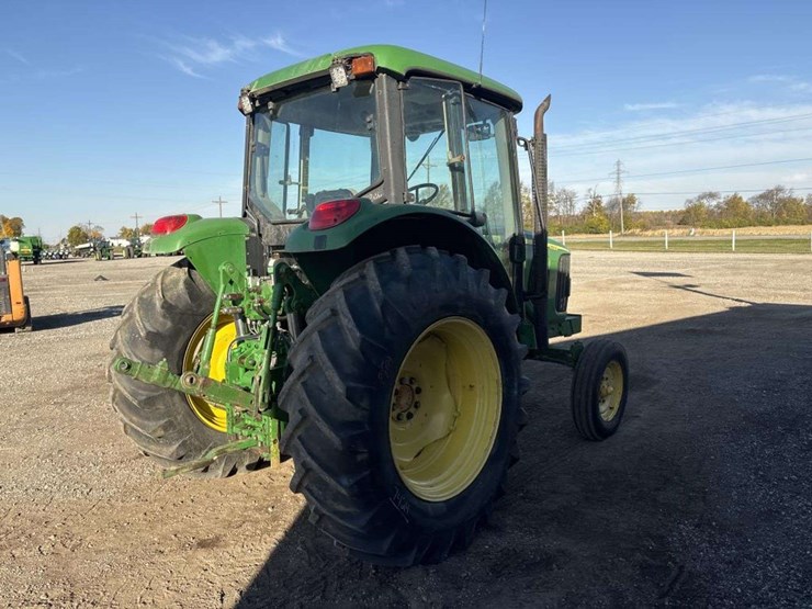 john-deere-6415-image-4