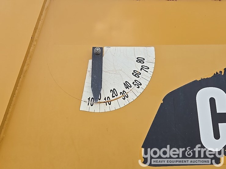 2019-caterpillar-tl1255d-image-109