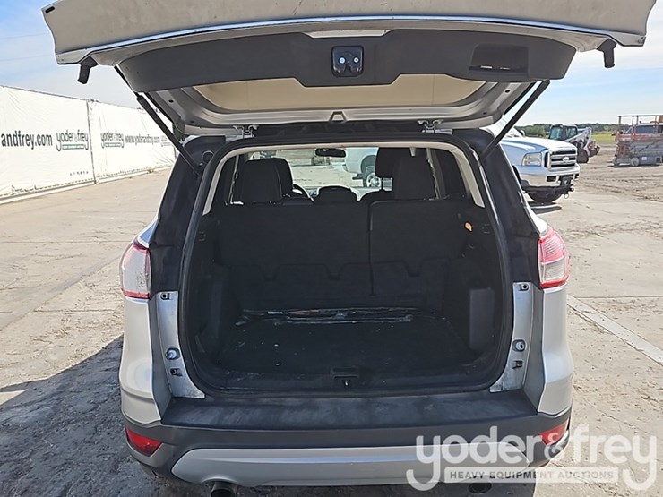 2016-ford-escape-image-16