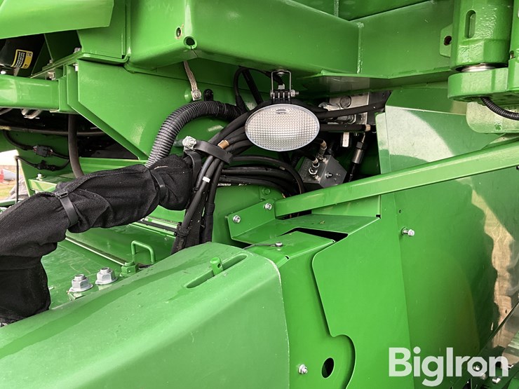 2020-john-deere-s770-image-19
