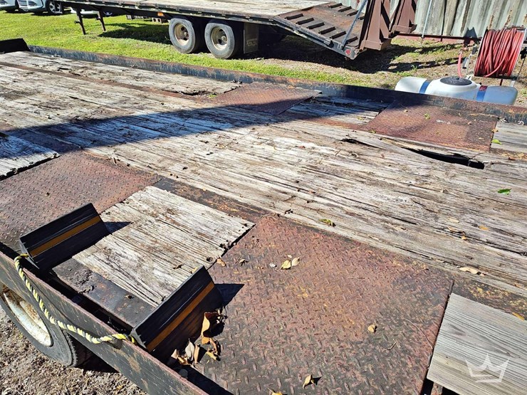 1993-custom-trailer-image-11