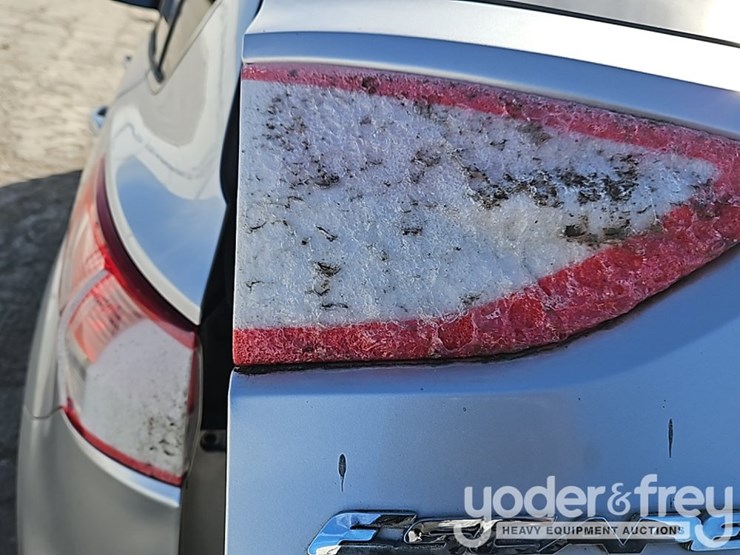 2016-ford-escape-image-15