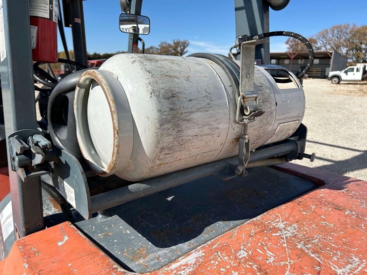 toyota-7fgu35-8,000lbs-forklift-image-9