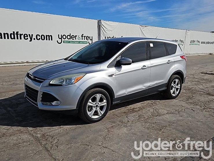 2016-ford-escape-image-1