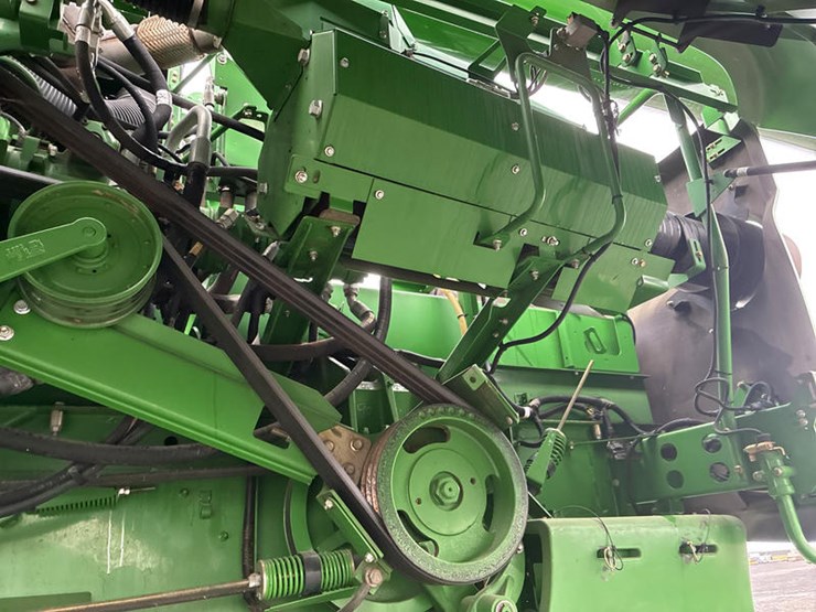 2013-john-deere-s670-image-59