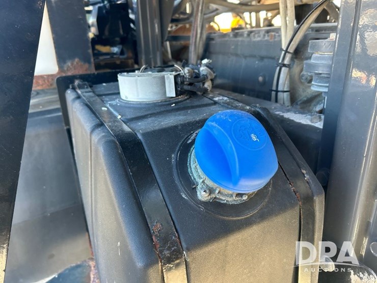 2012-terra-gator-8400b-dry-floater-(ls0482)-image-37