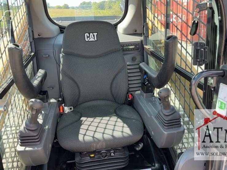 2023-caterpillar-289d3-image-12