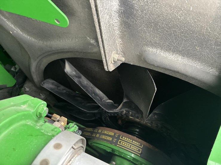 2013-john-deere-s670-image-91