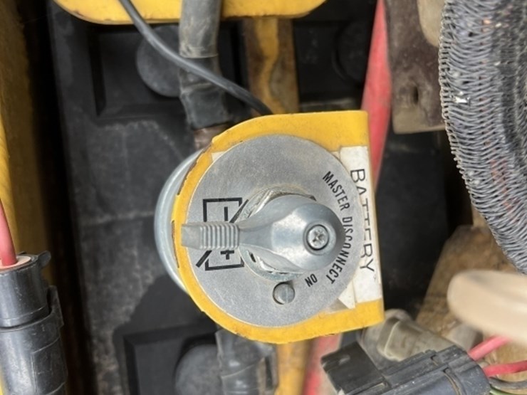 2007-gehl-dl10h44-image-27