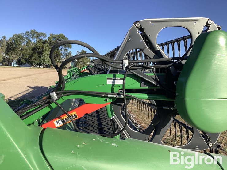 2017-john-deere-635d-image-16