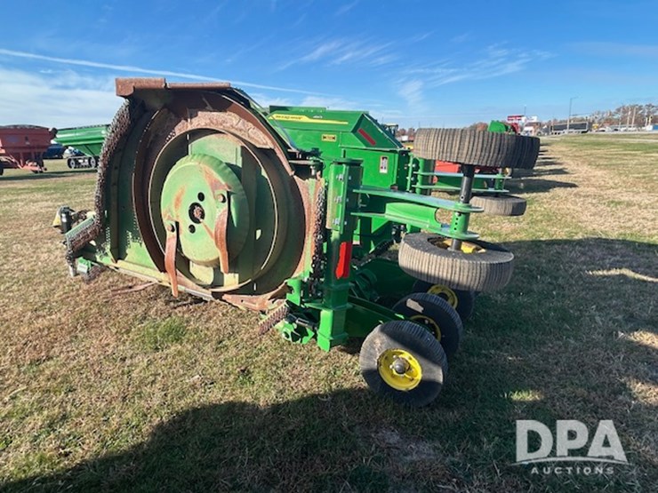 2022-john-deere-fc15r-image-4