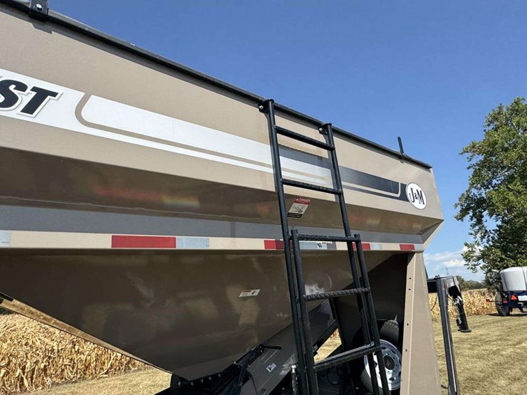 2015-j&m-375st-image-25