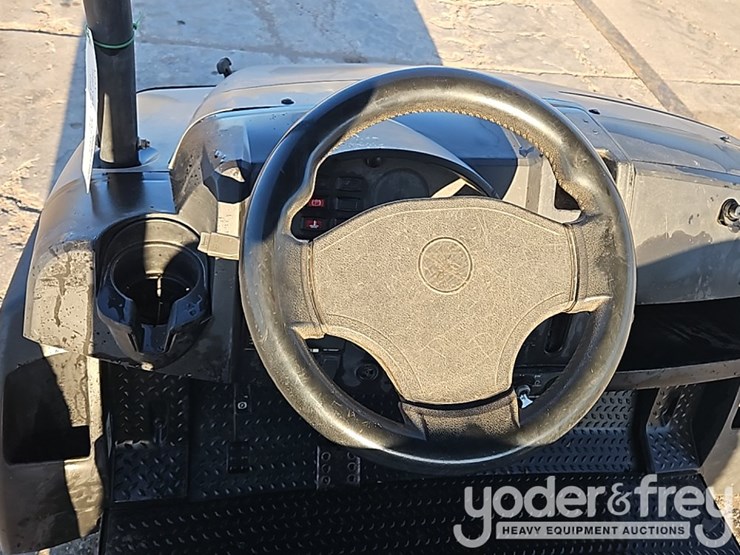 2019-club-car-carryall-1700-image-51