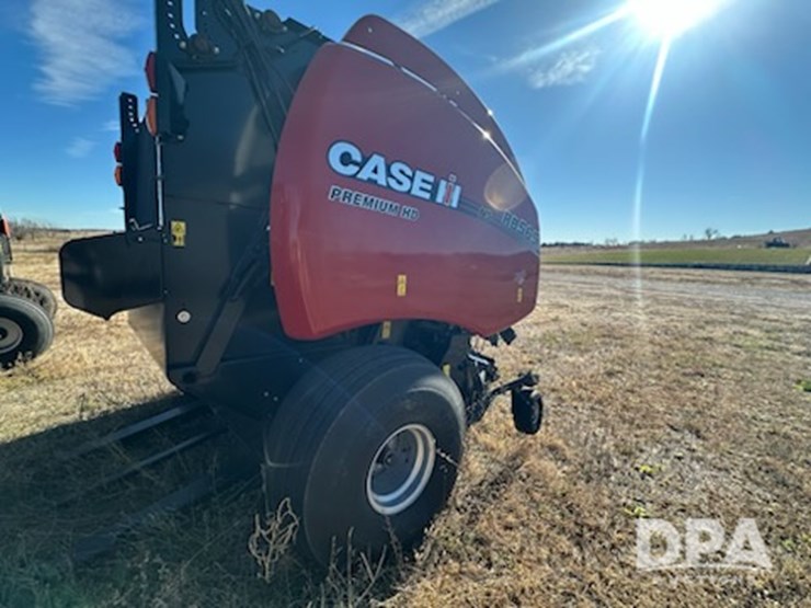 2022-case-ih-rb565-image-2