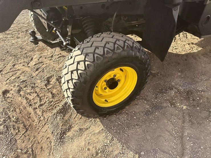 john-deere-gator-image-9