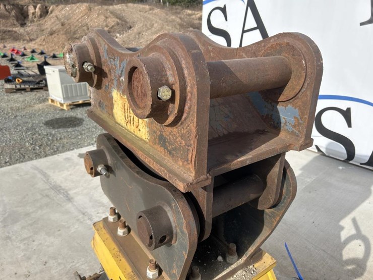 komatsu-pc300-image-14