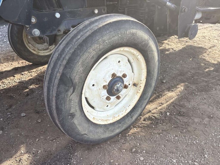 new-holland-3430-image-8