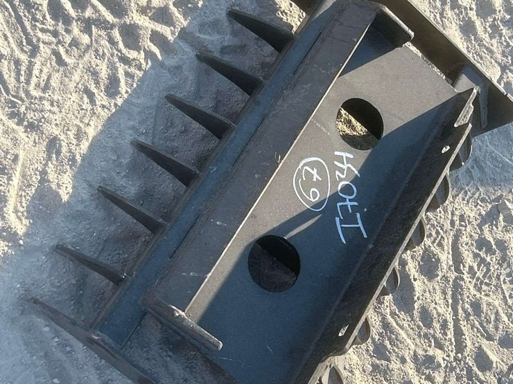 root-rake-skid-steer-attachment-image-3