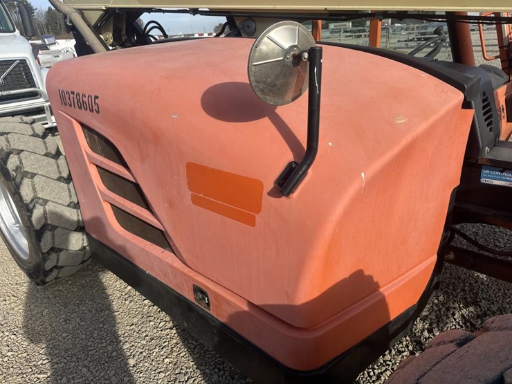 2015-jlg-g6-42a-image-20