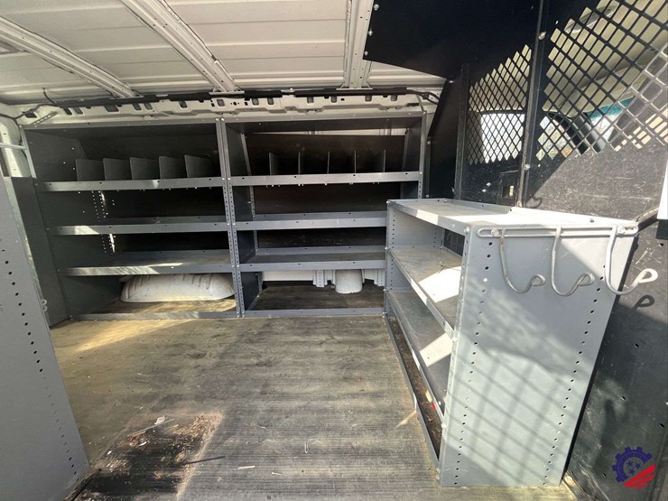 2012-chevrolet-express-van-image-46