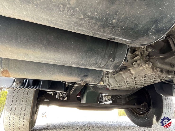 2016-volvo-d11-s/a-truck-tractor-image-22