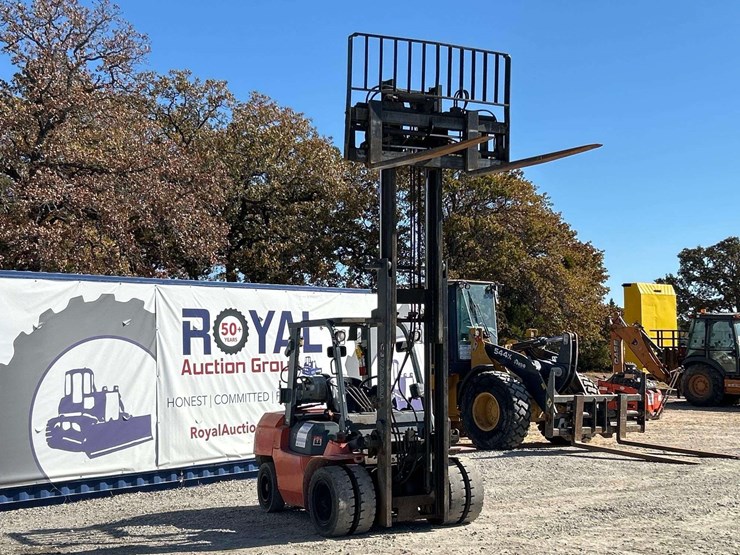 toyota-7fgu35-8,000lbs-forklift-image-4