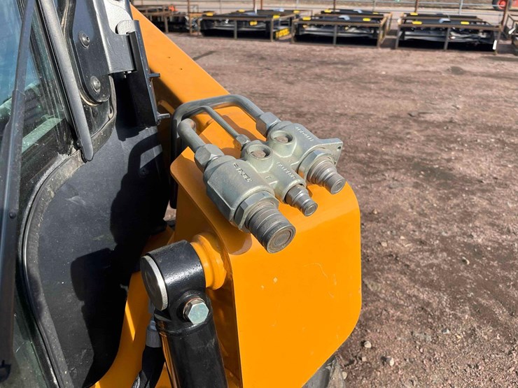 2019-mustang-1350r-image-18