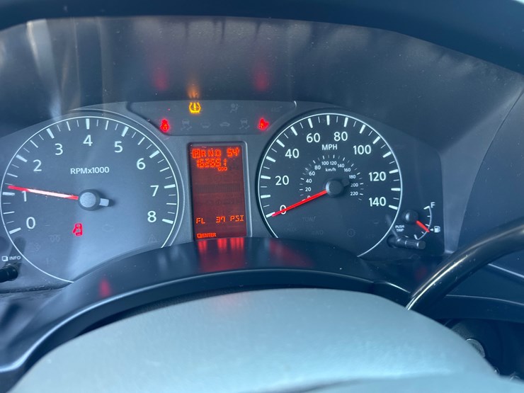 2018-nissan-nv2500-image-9