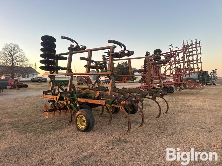 john-deere-712-image-7