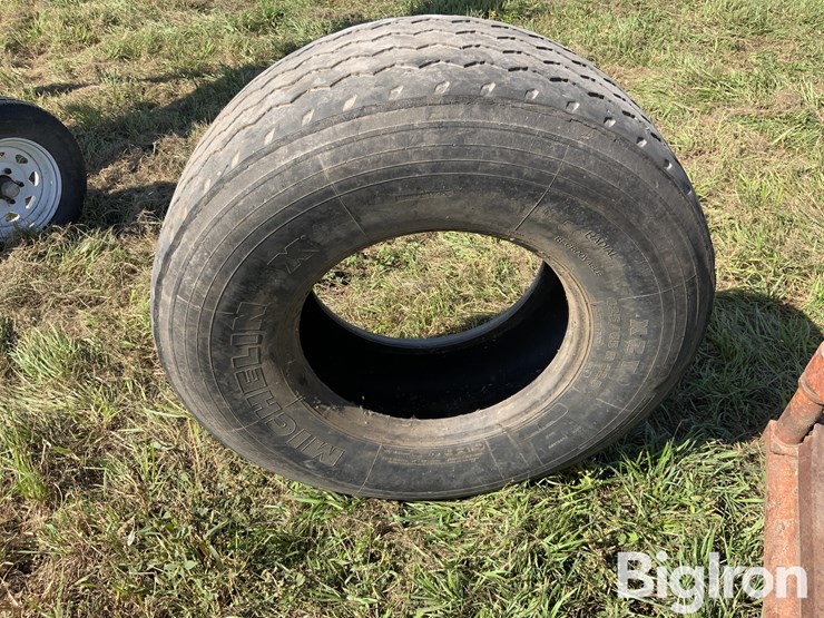 michelin-425/65r22.5-tire-image-6