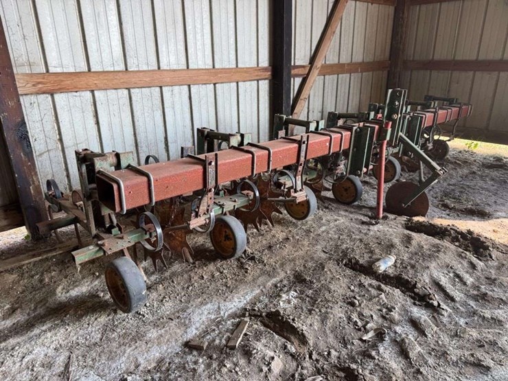 brillion-6-row-cultivator-image-1
