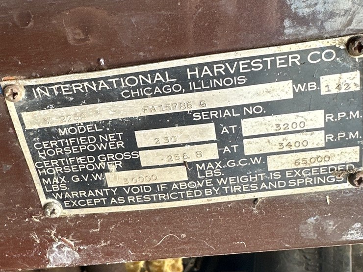 #54-•-1960-international-wrecker-image-6