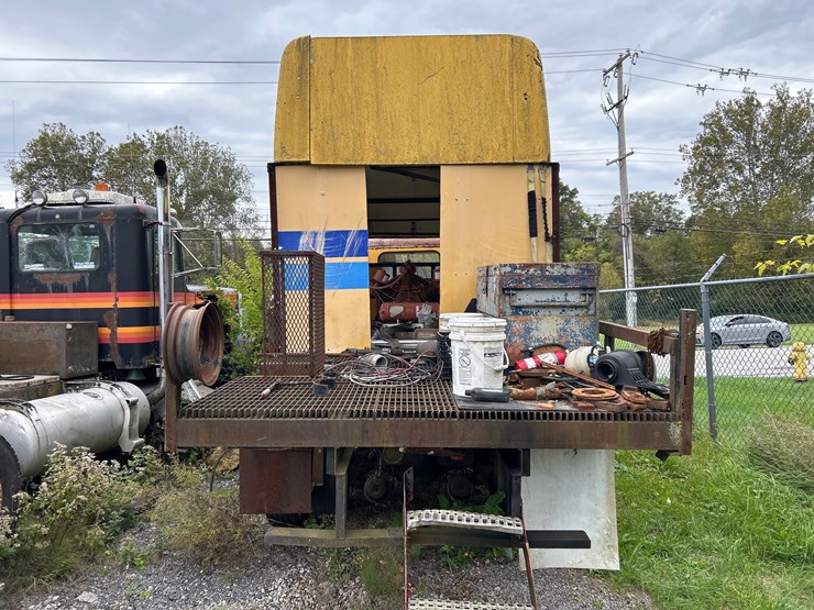 #69-•-mack-truck-mb-yard-truck-image-4