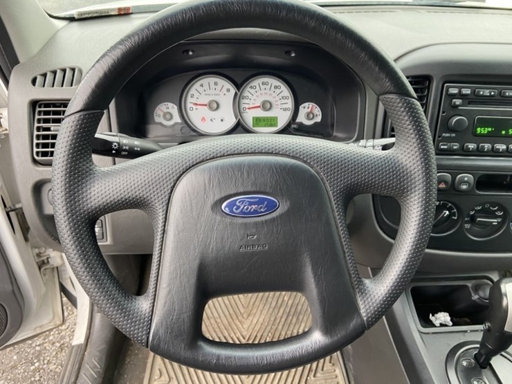 2007-ford-escape-image-15