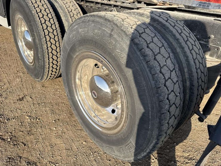 2000-international-9200-image-11