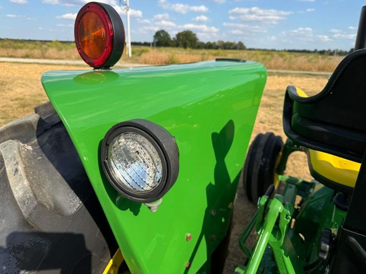 john-deere-2640-image-17