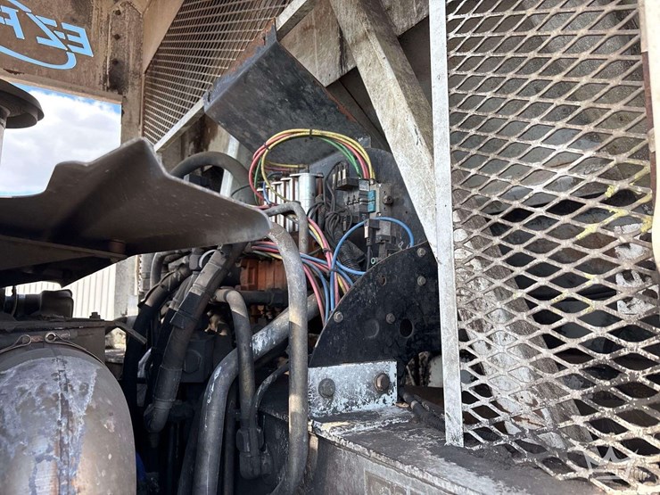 2017-autocar-xpeditor-image-11