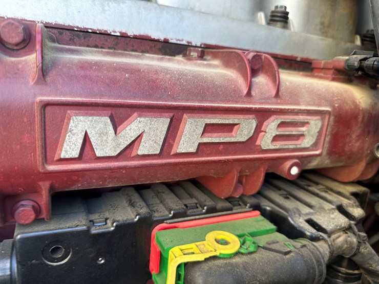 #33701-•-2011-mack-cxu-sleeper-truck-tractor-1m1aw09y4bm013132-image-56