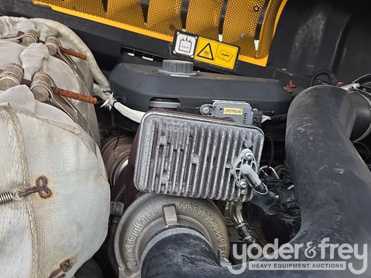 2017-jcb-512-56-image-98