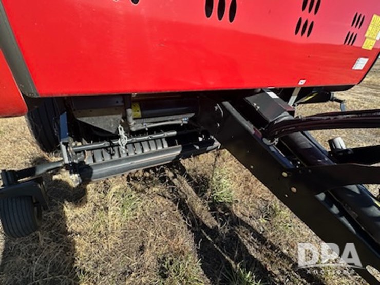2022-case-ih-rb565-image-5