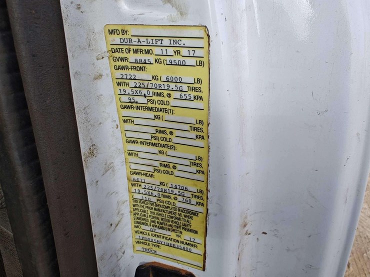 2017-ford-f550-image-40