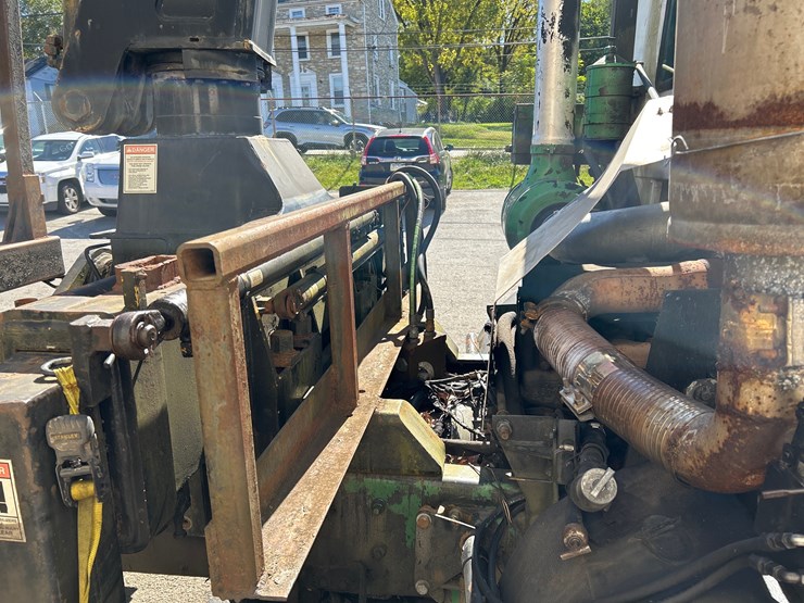 #52-a-•-1998-mack-mr-logging-truck-image-8