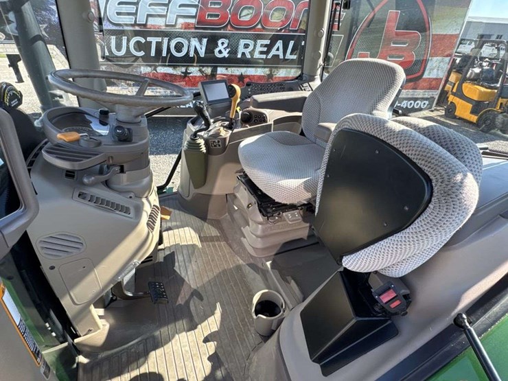 john-deere-6120r-image-18