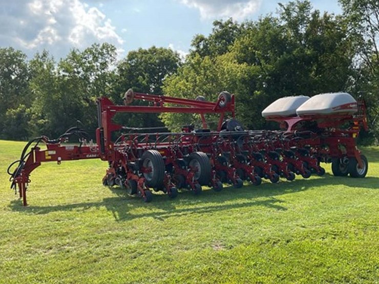 2022-case-ih-2150-image-1