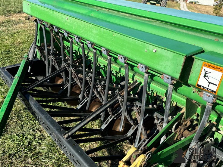 john-deere-450-image-14